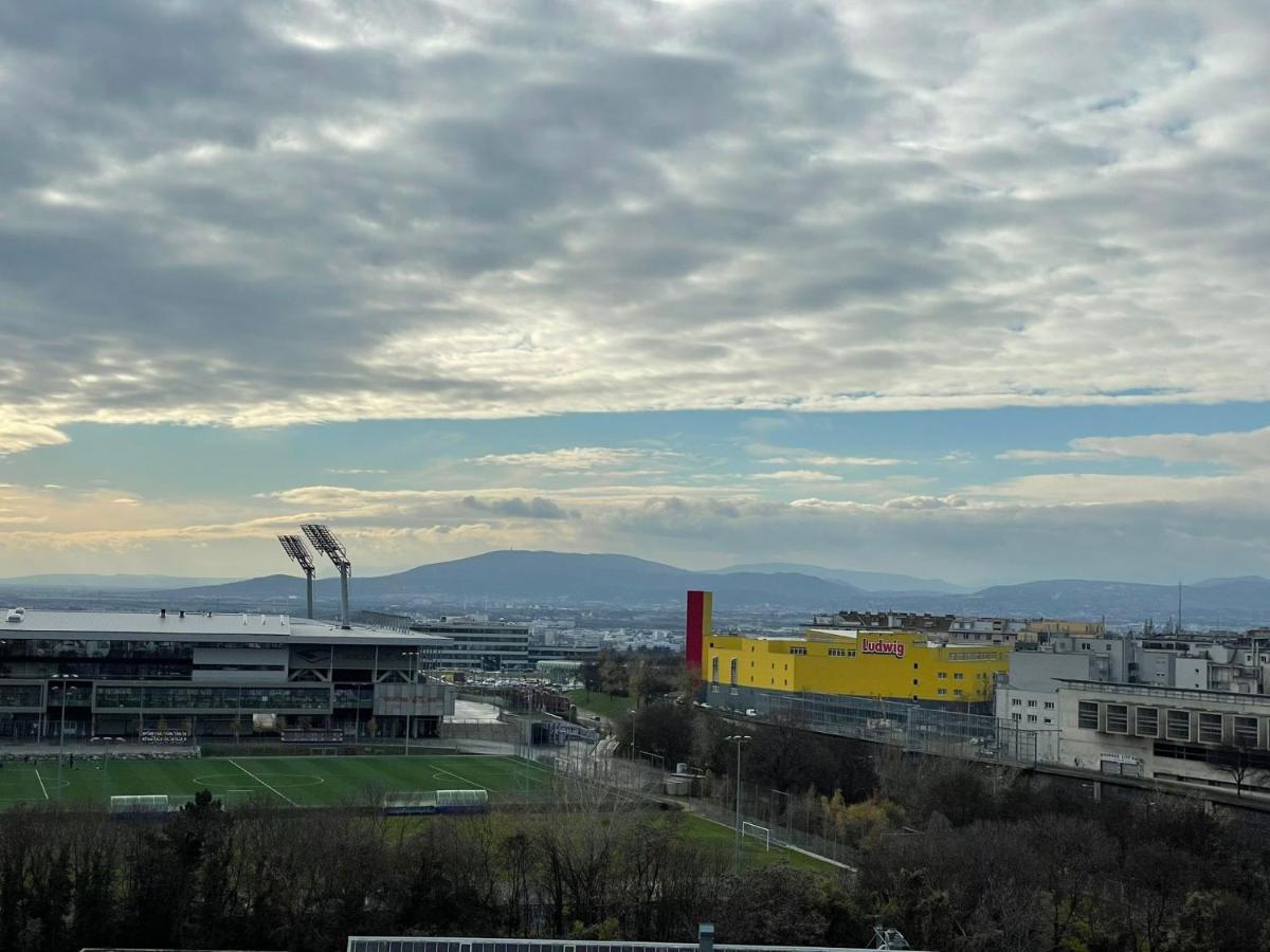 Restify10 - Skyline View - Fitness - Garge - Modern Lägenhet Wien Exteriör bild
